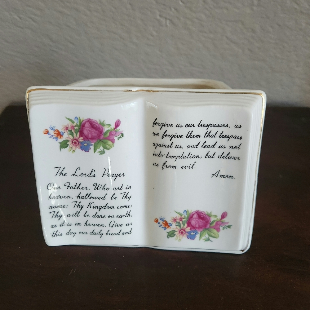 Vintage 🙏🏻 Lord's Prayer Ceramic Flower Vase Open Bible EUC $15